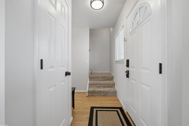 490 E Cambourne Drive, Ferndale, MI 48220