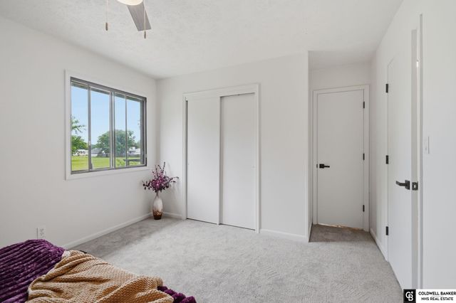 1510 W Sewell Street, Lincoln, NE 68522