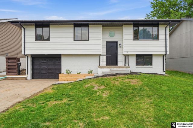 1510 W Sewell Street, Lincoln, NE 68522