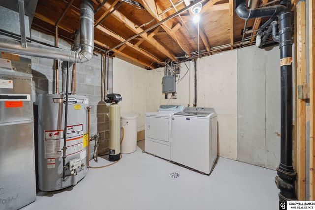 1510 W Sewell Street, Lincoln, NE 68522