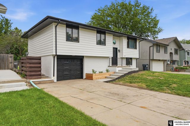 1510 W Sewell Street, Lincoln, NE 68522