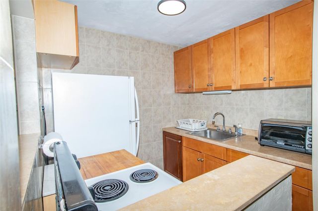 1920 NE 51st Court 208, Fort Lauderdale, FL 33308