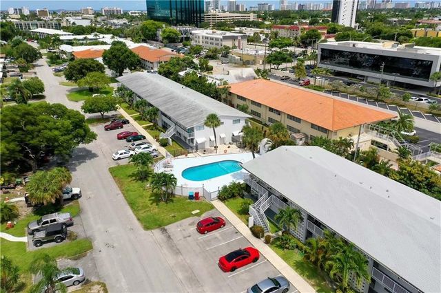 1920 NE 51st Court 208, Fort Lauderdale, FL 33308