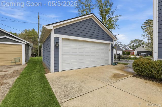 302 W Spring Street N, Plymouth, MI 48170