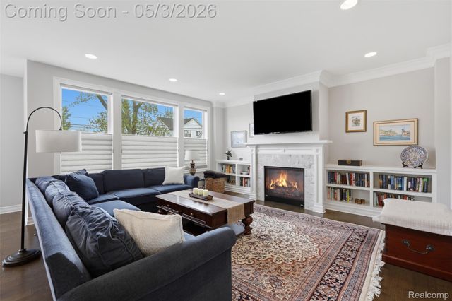 302 W Spring Street N, Plymouth, MI 48170