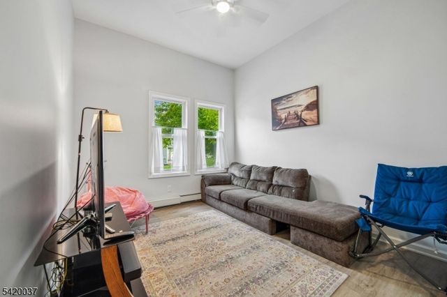 41 Mission St, Montclair Twp., NJ 07042
