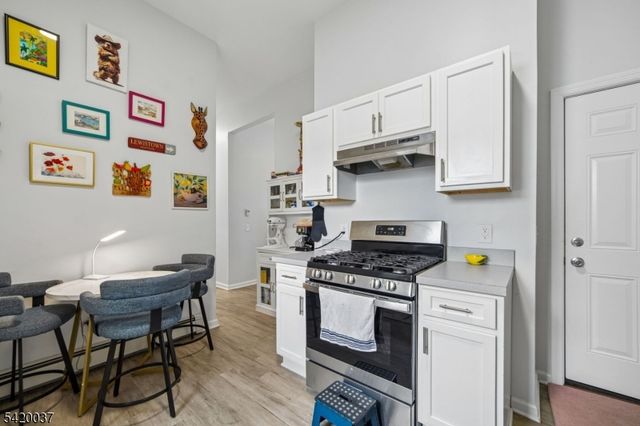 41 Mission St, Montclair Twp., NJ 07042