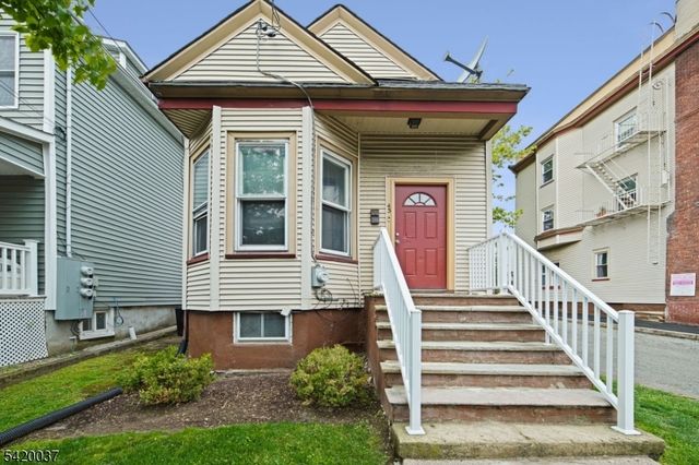 41 Mission St, Montclair Twp., NJ 07042