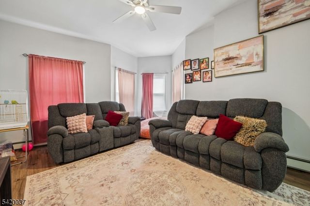 41 Mission St, Montclair Twp., NJ 07042