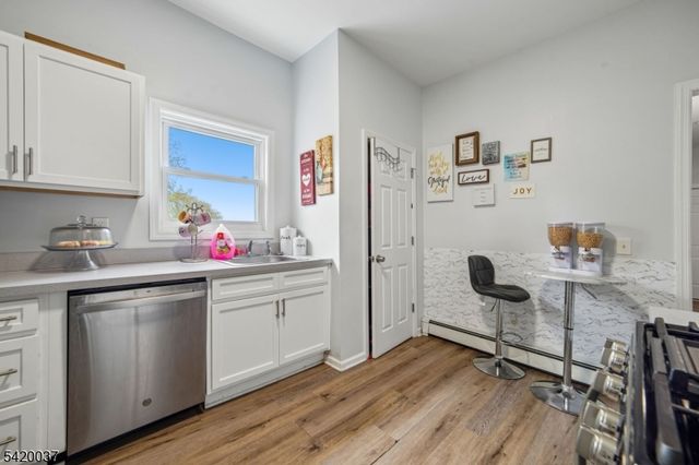 41 Mission St, Montclair Twp., NJ 07042