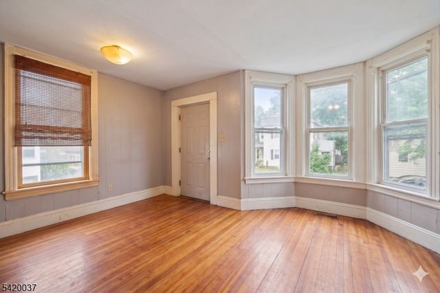 41 Mission St, Montclair Twp., NJ 07042