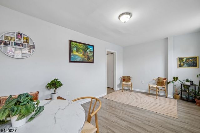41 Mission St, Montclair Twp., NJ 07042