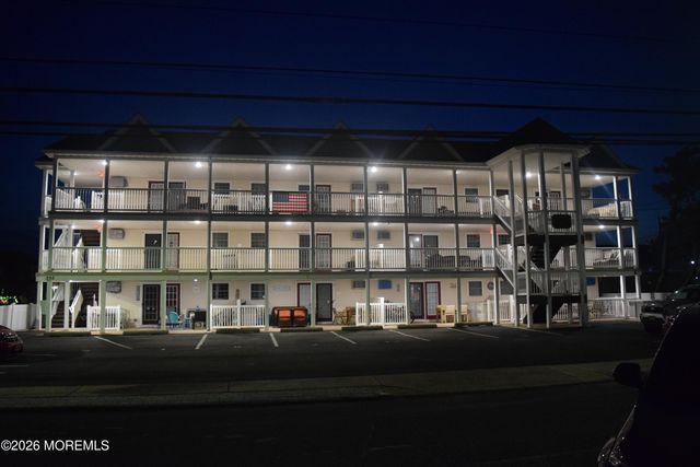 202 Franklin Avenue 12, Seaside Heights, NJ 08751