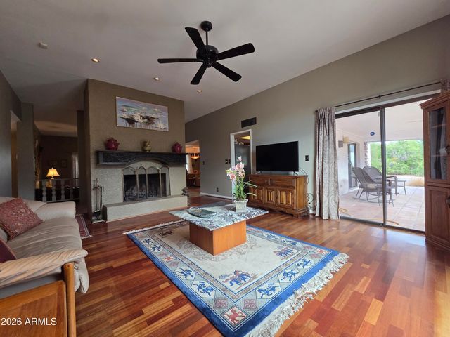 5425 E Via Los Caballos --, Paradise Valley, AZ 85253