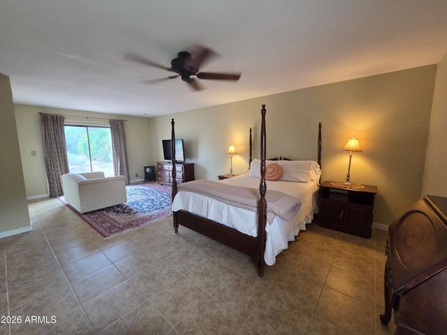 5425 E Via Los Caballos --, Paradise Valley, AZ 85253