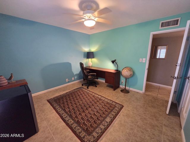 5425 E Via Los Caballos --, Paradise Valley, AZ 85253