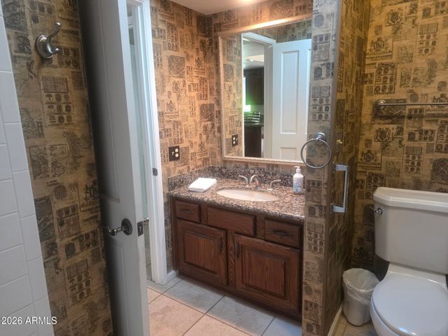 5425 E Via Los Caballos --, Paradise Valley, AZ 85253