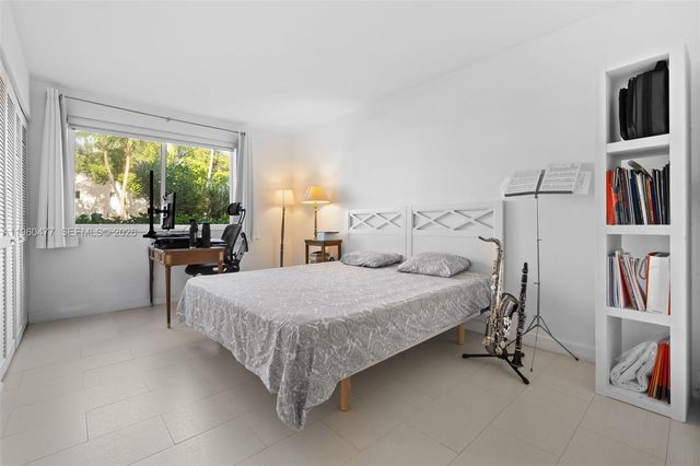 240 Galen Drive 109, Key Biscayne, FL 33149