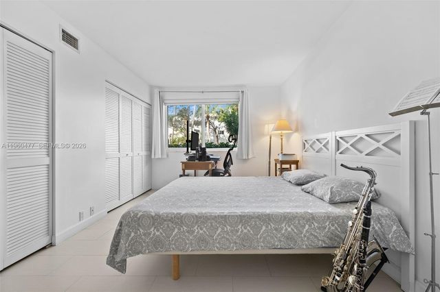 240 Galen Drive 109, Key Biscayne, FL 33149