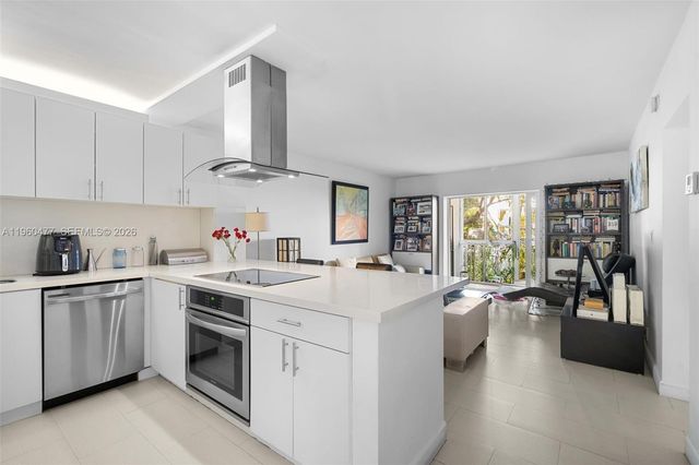 240 Galen Drive 109, Key Biscayne, FL 33149