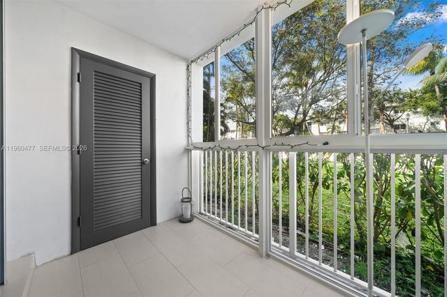 240 Galen Drive 109, Key Biscayne, FL 33149
