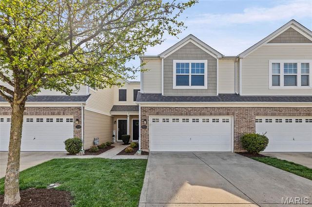 1933 Celebration Park Circle, Belleville, IL 62220