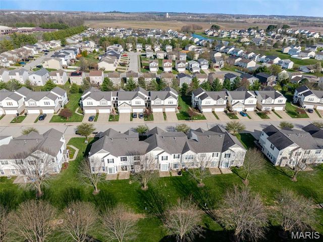 1933 Celebration Park Circle, Belleville, IL 62220