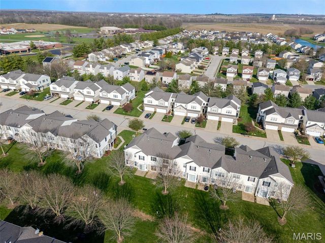 1933 Celebration Park Circle, Belleville, IL 62220