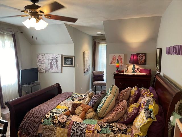 101 Homestead RD, Franklin, VA 23851