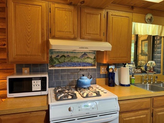 73 Andrew Lane, Canaan, NH 03741
