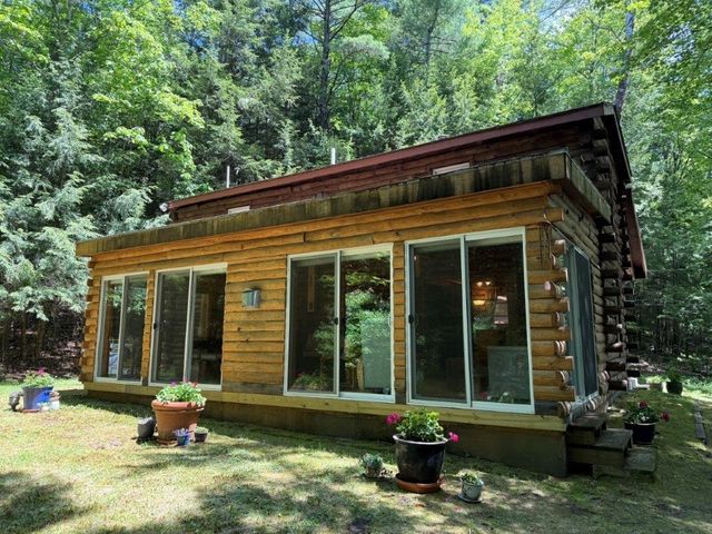 73 Andrew Lane, Canaan, NH 03741