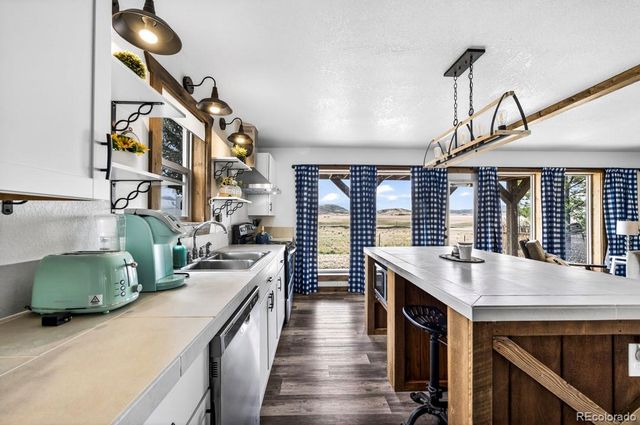 95 Antelope Lane, Westcliffe, CO 81252