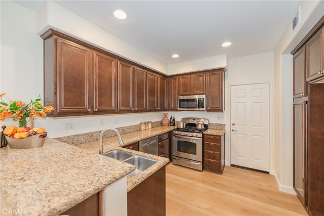 7013 Vanderbilt St, Chino, CA 91710