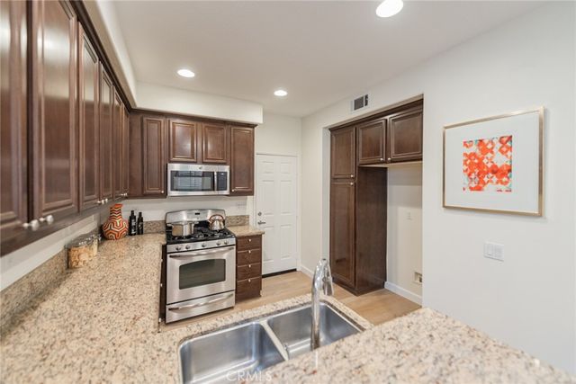 7013 Vanderbilt St, Chino, CA 91710