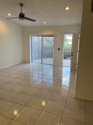 4423 Woodstock Drive B, West Palm Beach, FL 33409