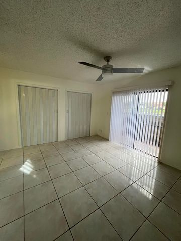 4423 Woodstock Drive B, West Palm Beach, FL 33409