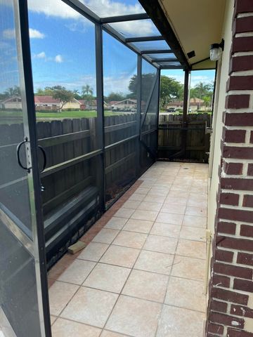 4423 Woodstock Drive B, West Palm Beach, FL 33409