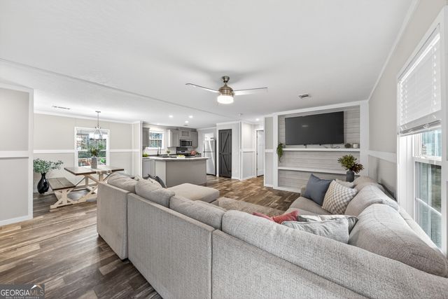 11 White Oak Trail, Carlton, GA 30627