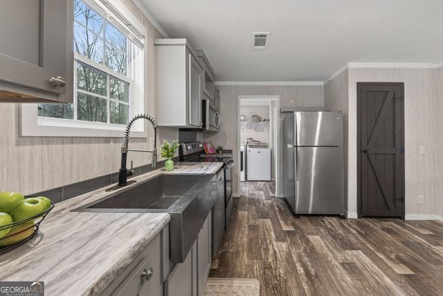 11 White Oak Trail, Carlton, GA 30627