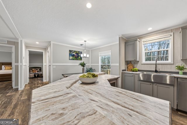 11 White Oak Trail, Carlton, GA 30627