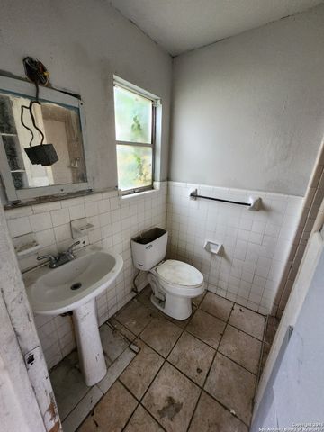 7903 Quirt, San Antonio, TX 78227