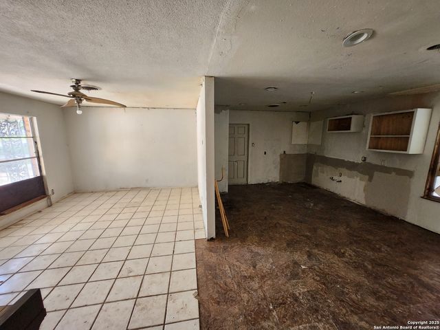 7903 Quirt, San Antonio, TX 78227
