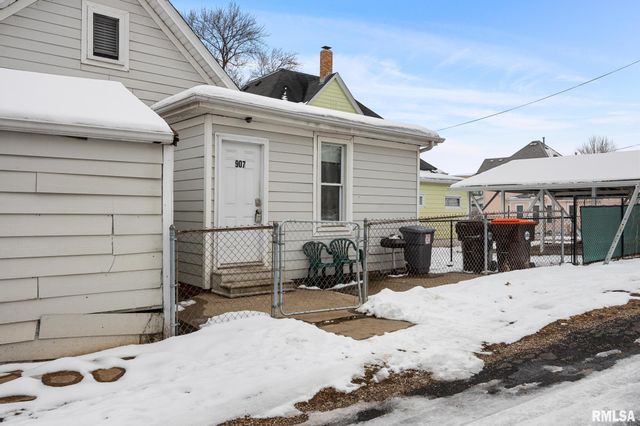 907 NE GLEN OAK Avenue, Peoria, IL 61603