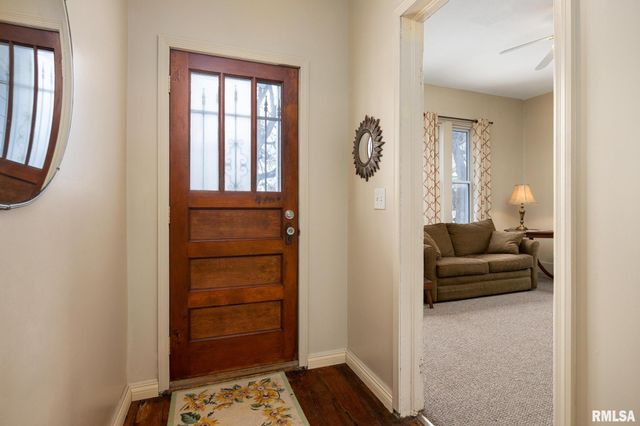 907 NE GLEN OAK Avenue, Peoria, IL 61603