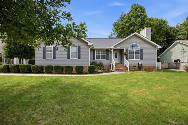 717 Ashbrook Drive, Hixson, TN 37343