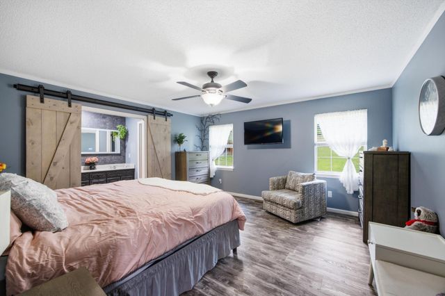 717 Ashbrook Drive, Hixson, TN 37343