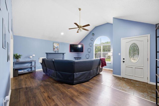 717 Ashbrook Drive, Hixson, TN 37343