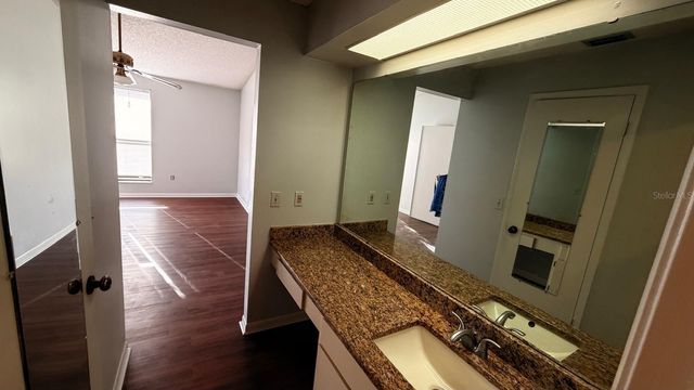 1428 SKYBOLT COURT 26, Orlando, FL 32825
