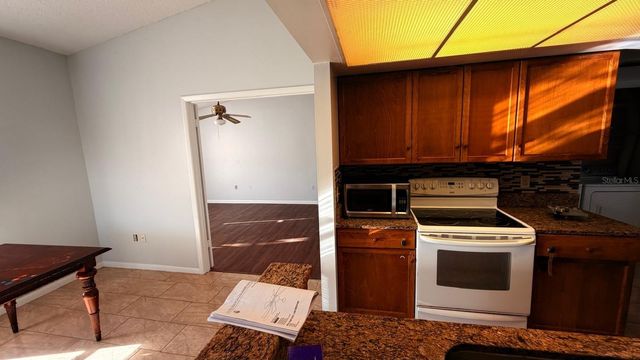 1428 SKYBOLT COURT 26, Orlando, FL 32825
