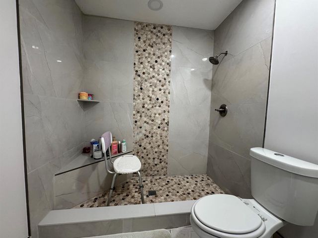589 Cashiers Drive, West Palm Beach, FL 33413